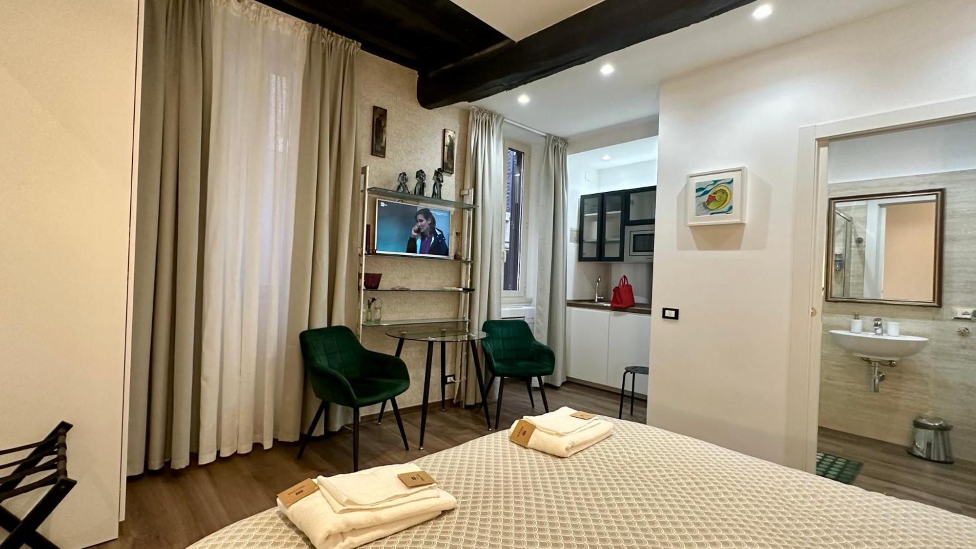 Colosseo Design Apartment Rom