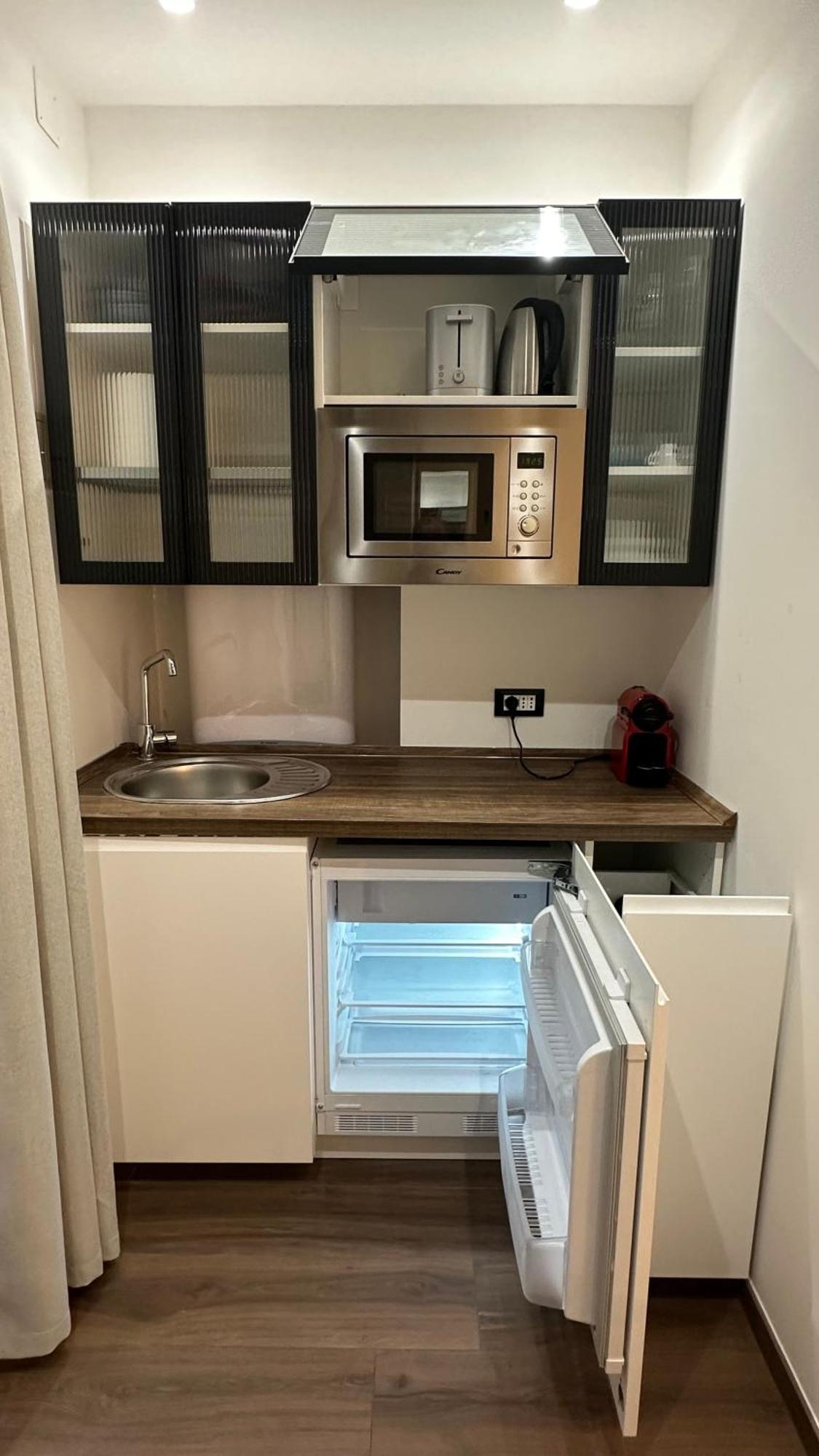 Apartment Colosseo Design Rom